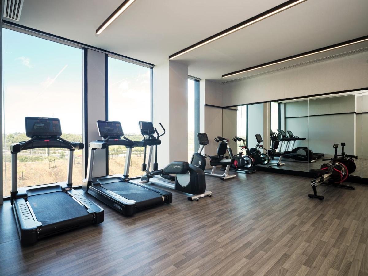 Hyatt Place Melbourne Caribbean Park Scoresby ภายนอก รูปภาพ