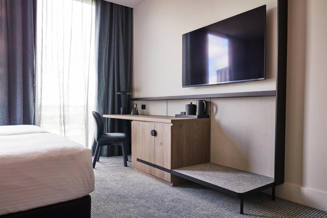Hyatt Place Melbourne Caribbean Park Scoresby ภายนอก รูปภาพ