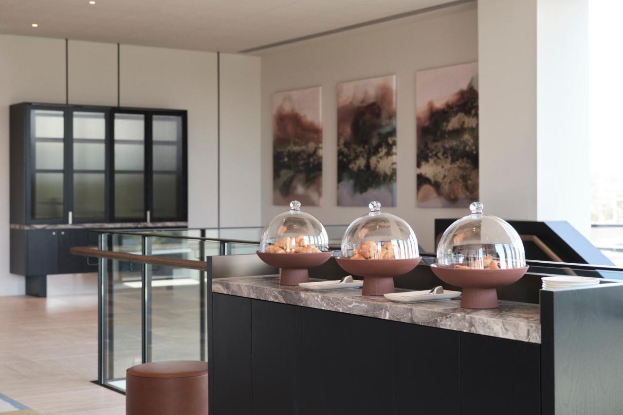 Hyatt Place Melbourne Caribbean Park Scoresby ภายนอก รูปภาพ